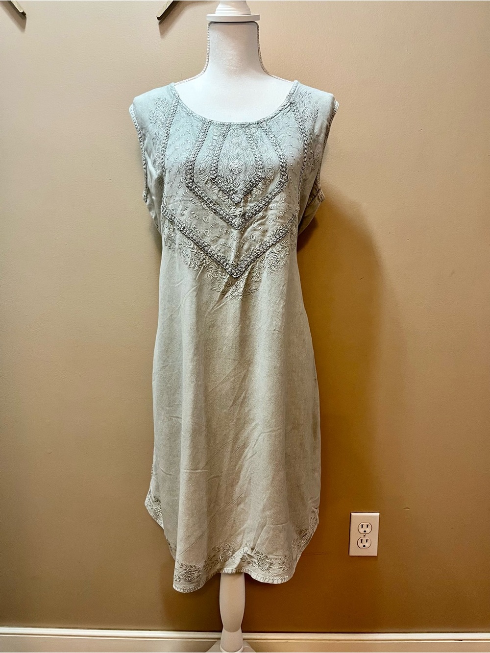 Coline Embroidered Sleeveless Boho Green Shift Dress Size XL